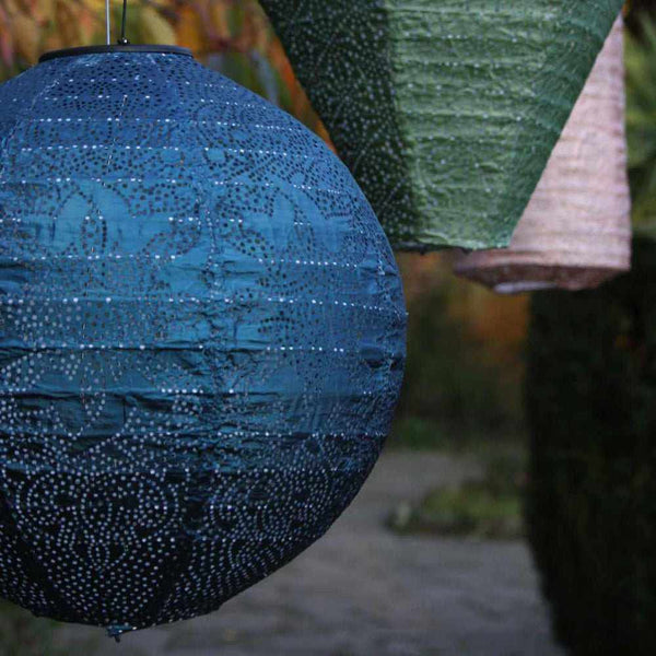 LumaSolei Solar-Laterne Globus | Marrakech-Muster | Wetterfest & Automatisch | 30x30 cm