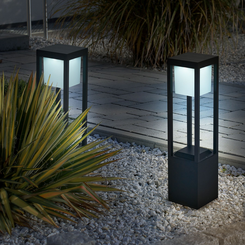 Solarleuchte LUXANO Cube | 60 cm Höhe | Warmweißes LED-Licht | IP54 Wetterfest | Nachhaltige Außenbeleuchtung