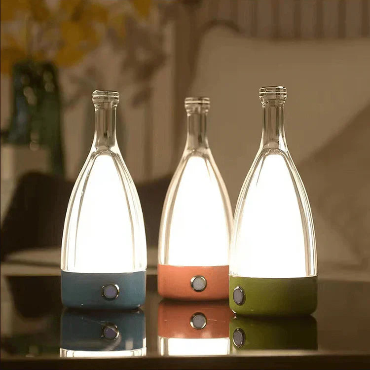 Luvino LED Nachtlicht Weinflaschen-Design | Touch-Dimmer 3-Stufen | USB-Aufladbar | Ø9×23 cm | Glas & Acryl
