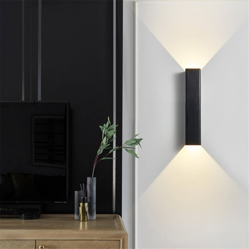 Veloria Moderne Außenwandleuchte | Elegantes Design | LED mit 3 Lichtfarben | Hochwertiges Metallgehäuse